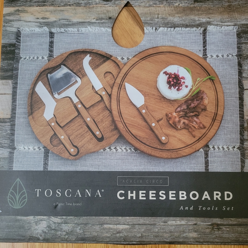 Toscana 10" cheeseboard and tool set